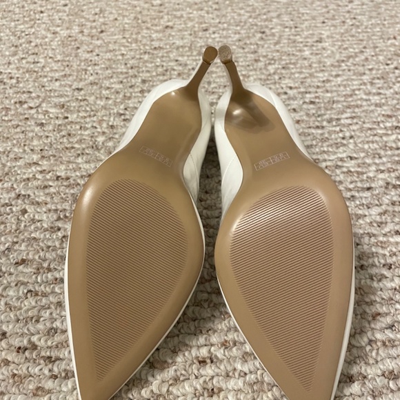 Classic patent white stiletto high heels - Picture 5 of 5